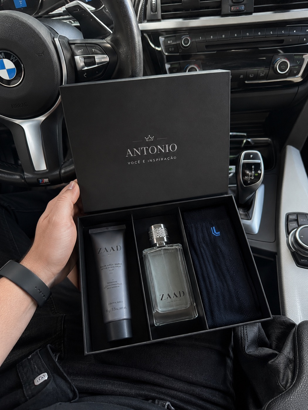 Kit ZAAD personalizado no carro